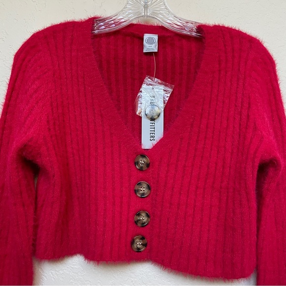 Urban Outfitters Rochelle cropped sweater - Picture 5 of 5